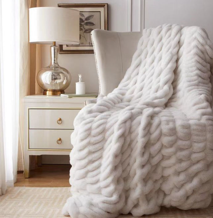 Plume blanket